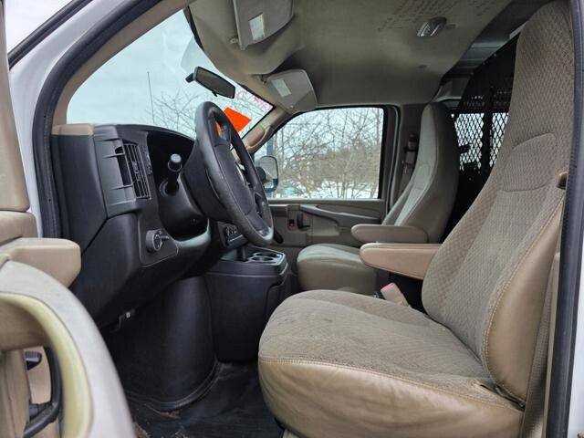 2012 Chevrolet Express 2500 in Blauvelt, NY 10913 - 18106618 11
