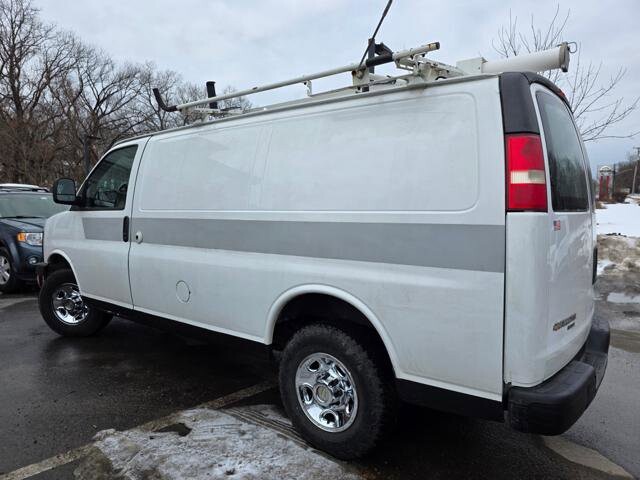 2012 Chevrolet Express 2500 in Blauvelt, NY 10913 - 18106618 6
