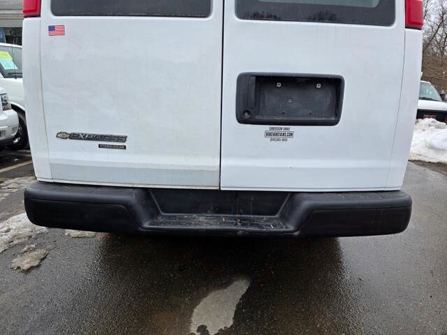 2012 Chevrolet Express 2500 in Blauvelt, NY 10913 - 18106618 44