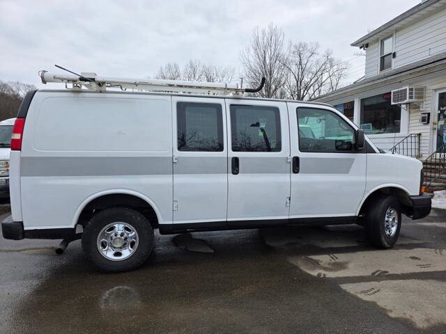 2012 Chevrolet Express 2500 in Blauvelt, NY 10913 - 18106618 9
