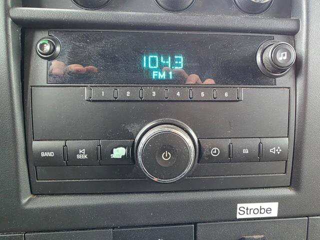 2012 Chevrolet Express 2500 in Blauvelt, NY 10913 - 18106618 21