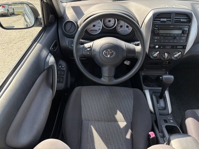 2004 Toyota RAV4 in Hudson, FL 34669 - 18106621 14