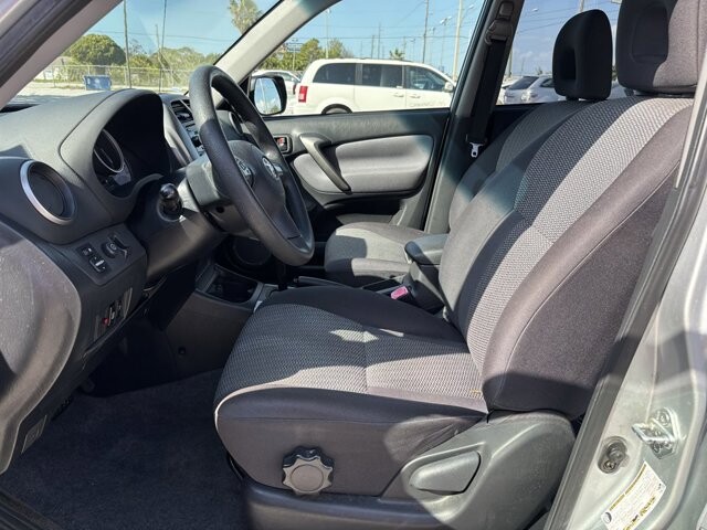 2004 Toyota RAV4 in Hudson, FL 34669 - 18106621 10