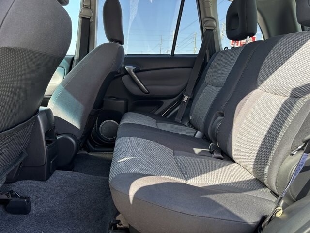 2004 Toyota RAV4 in Hudson, FL 34669 - 18106621 11