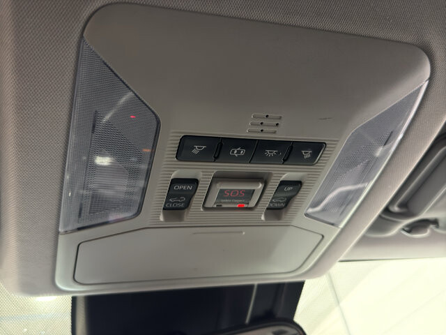 2019 Toyota RAV4 in Burlington, WI 53105 - 18106627 33