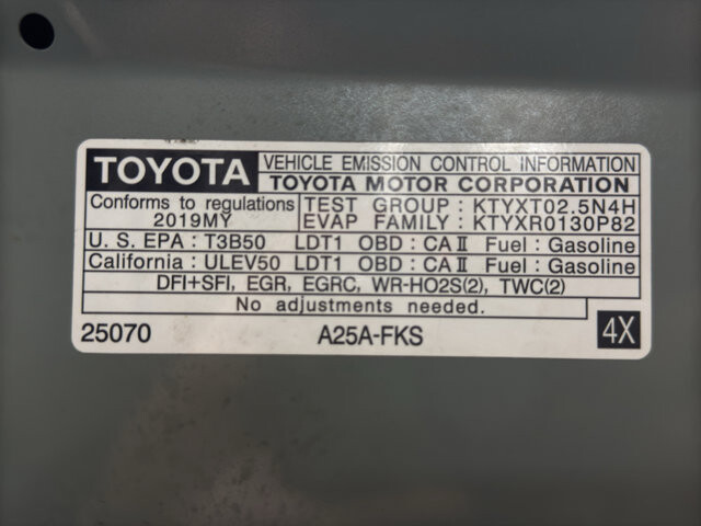 2019 Toyota RAV4 in Burlington, WI 53105 - 18106627 36