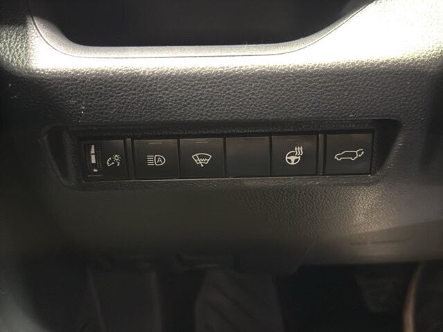 2019 Toyota RAV4 in Burlington, WI 53105 - 18106627 31