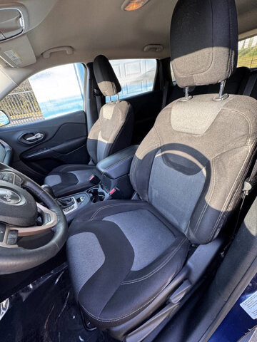 2016 Jeep Cherokee in Eastpointe, MI 48021 - 18106630 8