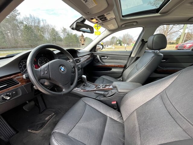 2011 BMW 328i xDrive in Flowery Branch, GA 30542 - 18106635 10