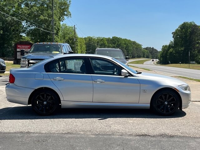2011 BMW 328i xDrive in Flowery Branch, GA 30542 - 18106635 4