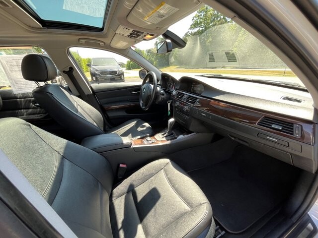 2011 BMW 328i xDrive in Flowery Branch, GA 30542 - 18106635 8