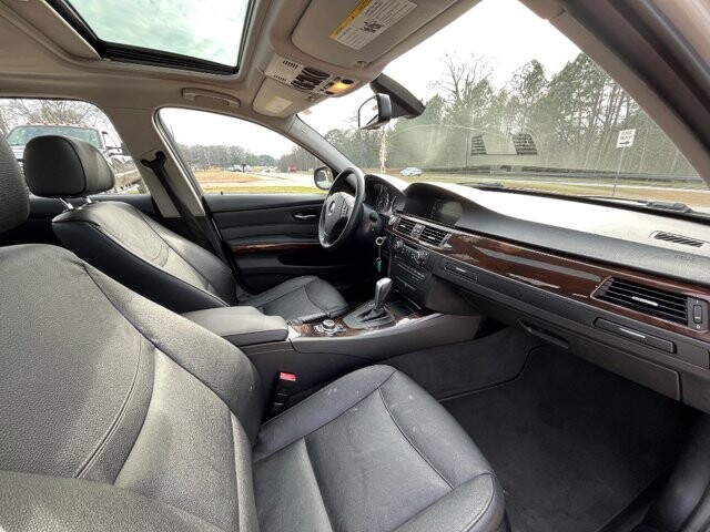 2011 BMW 328i xDrive in Flowery Branch, GA 30542 - 18106635 8