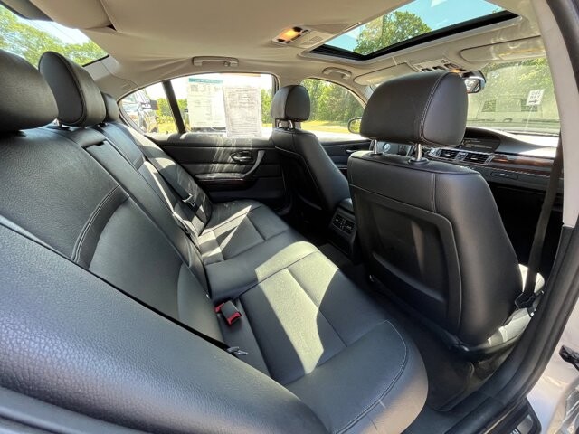 2011 BMW 328i xDrive in Flowery Branch, GA 30542 - 18106635 10