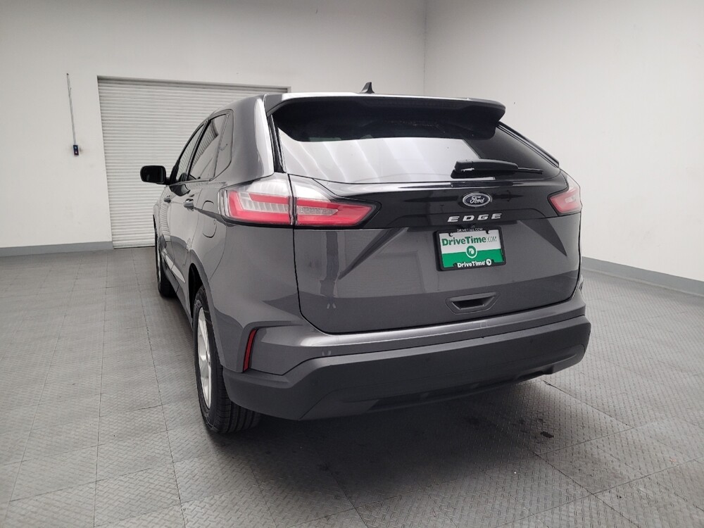 2021 Ford Edge in Fresno, CA 93726 - 18106644 6