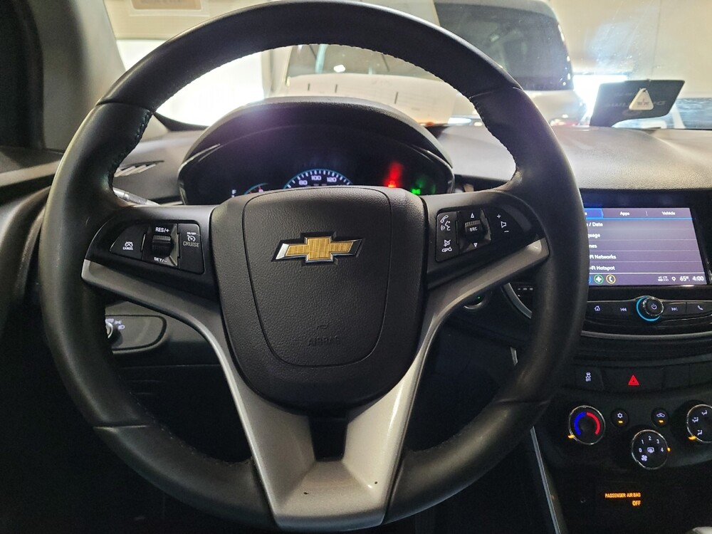 2018 Chevrolet Trax in Downey, CA 90241 - 18106646 22