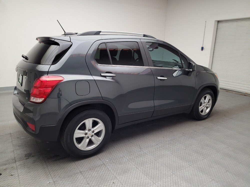 2018 Chevrolet Trax in Downey, CA 90241 - 18106646 10