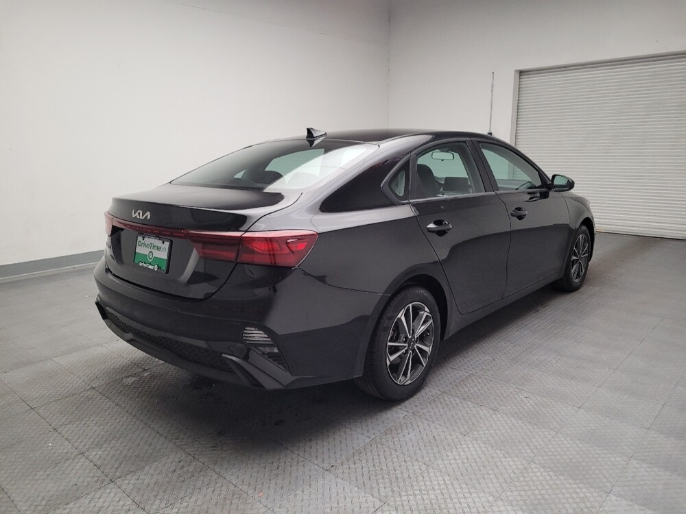 2023 Kia Forte in Riverside, CA 92504 - 18106647 9