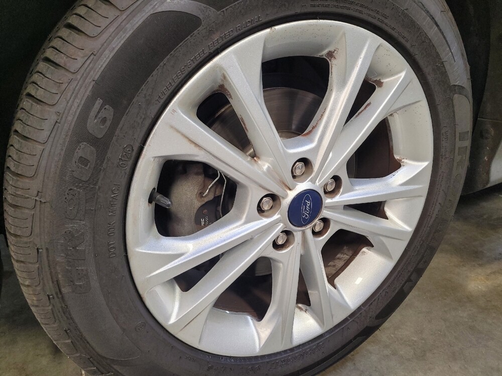 2018 Ford Escape in Sacramento, CA 95821 - 18106648 31