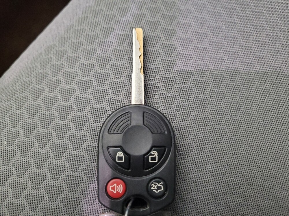 2018 Ford Escape in Sacramento, CA 95821 - 18106648 32