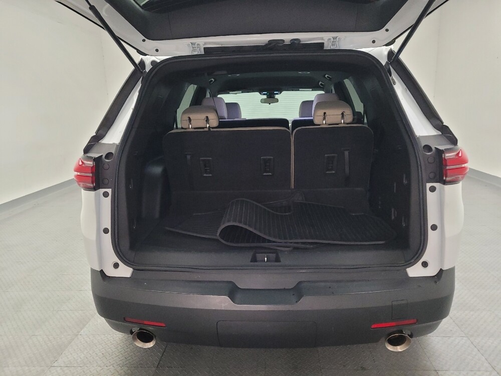 2022 Chevrolet Traverse in Downey, CA 90241 - 18106649 29