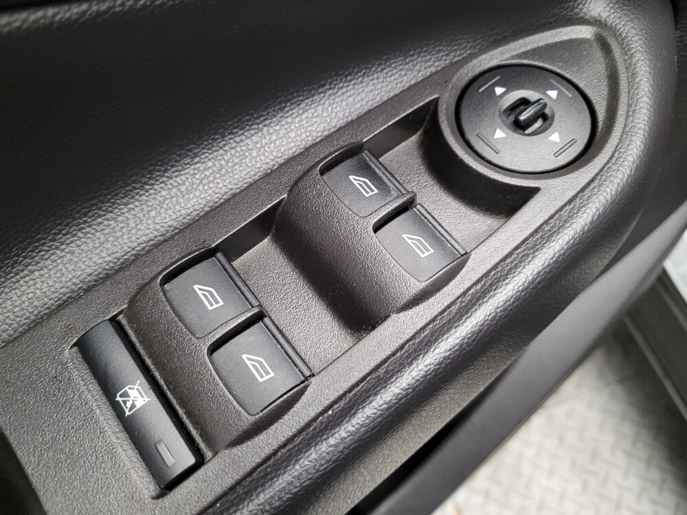 2018 Ford Escape in Riverside, CA 92504 - 18106652 27