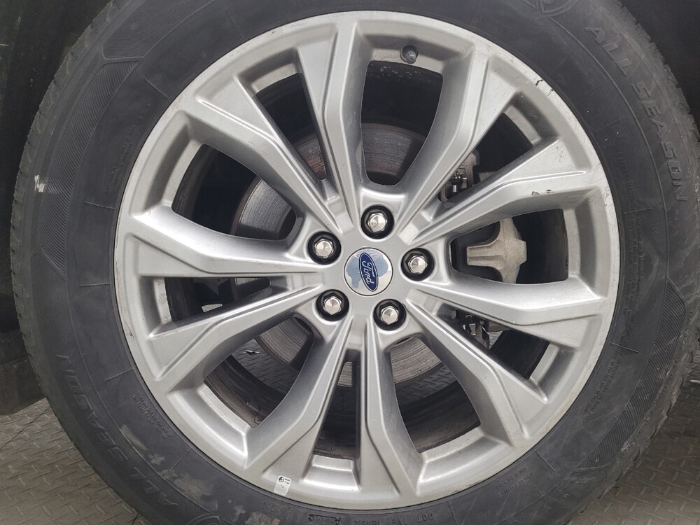 2023 Ford Explorer in Grand Rapids, MI 49508 - 18106654 31