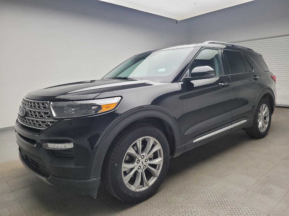 2023 Ford Explorer in Grand Rapids, MI 49508 - 18106654 2