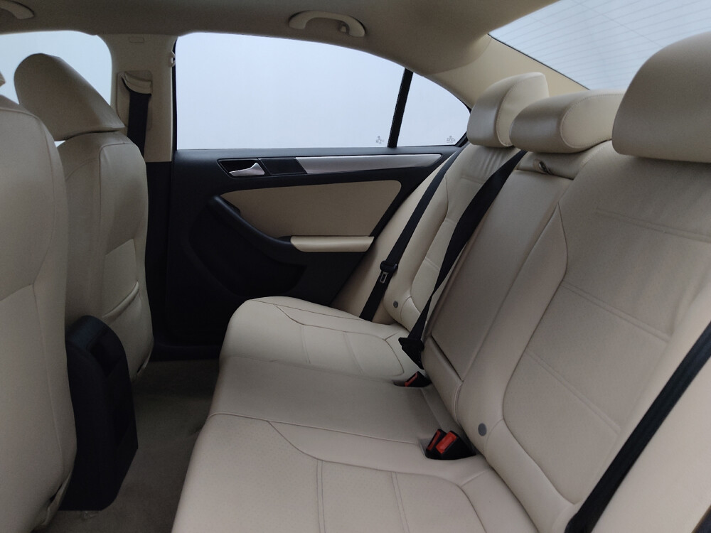 2016 Volkswagen Jetta in Duluth, GA 30096 - 18106655 18