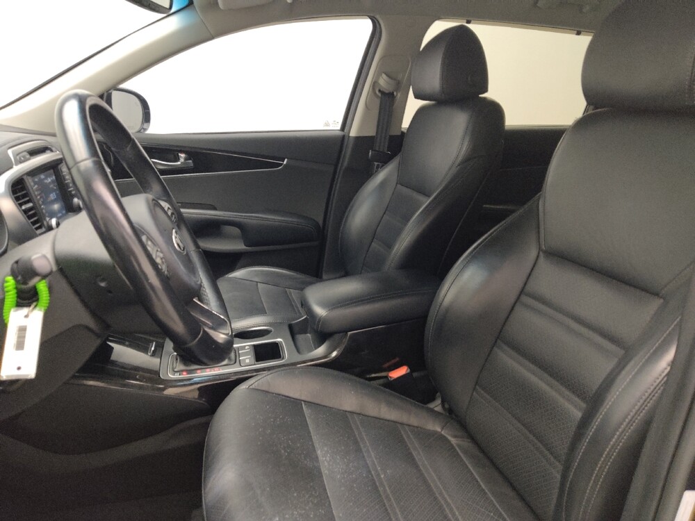 2018 Kia Sorento in Union City, GA 30291 - 18106656 17