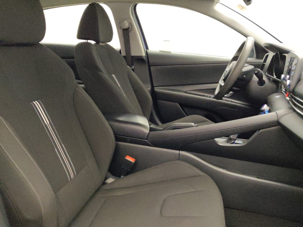 2021 Hyundai Elantra in Chandler, AZ 85225 - 18106658 21