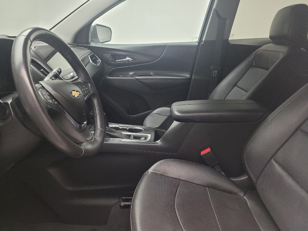 2019 Chevrolet Equinox in Grand Rapids, MI 49508 - 18106660 17