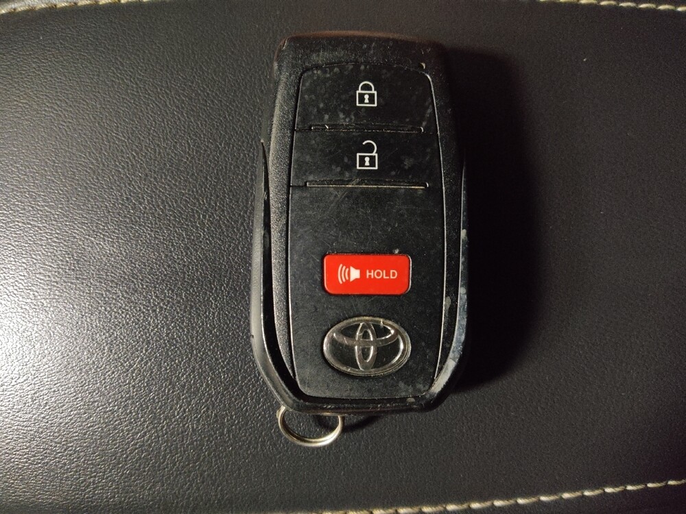 2023 Toyota Corolla in Morrow, GA 30260 - 18106662 32