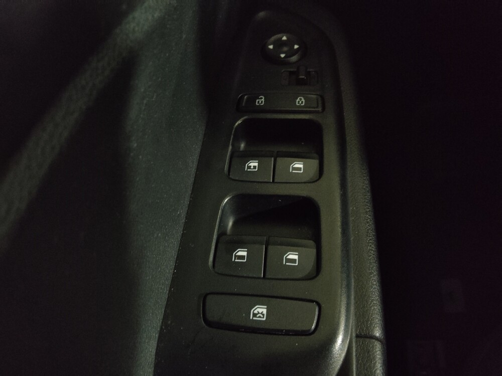 2021 Hyundai Venue in Marietta, GA 30062 - 18106670 27