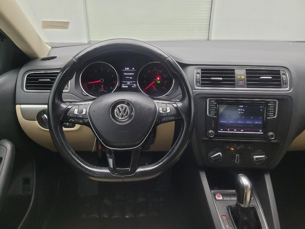 2017 Volkswagen Jetta in Morrow, GA 30260 - 18106671 22