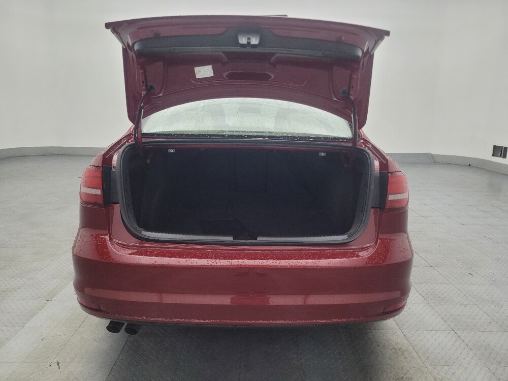 2017 Volkswagen Jetta in Morrow, GA 30260 - 18106671 29