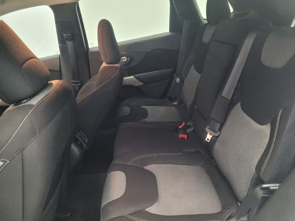 2018 Jeep Cherokee in Jackson, MS 39211 - 18106691 18