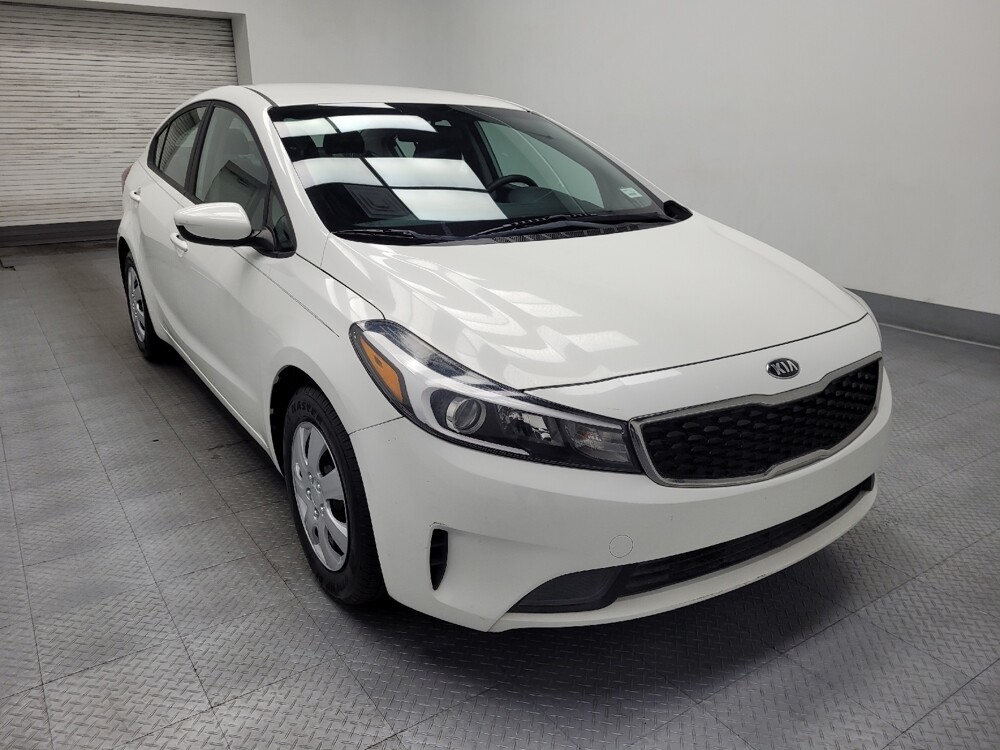 2017 Kia Forte in Las Vegas, NV 89102 - 18106696 13