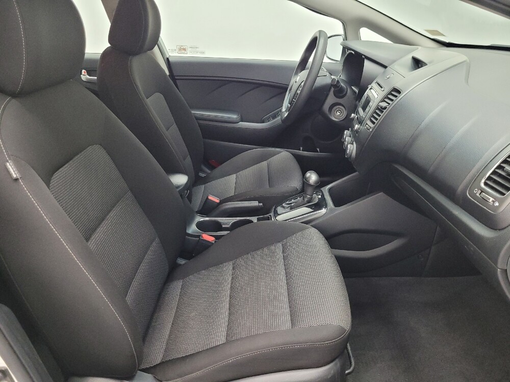 2017 Kia Forte in Las Vegas, NV 89102 - 18106696 21