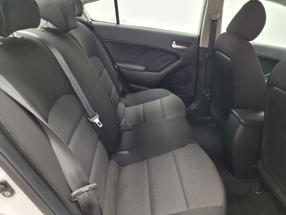 2017 Kia Forte in Las Vegas, NV 89102 - 18106696 19