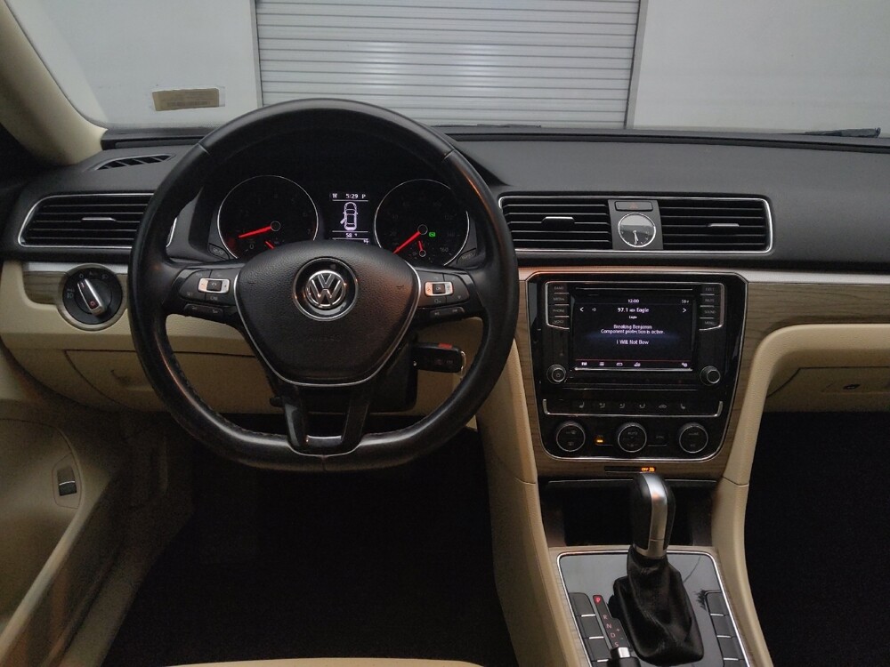 2016 Volkswagen Passat in Plano, TX 75074 - 18106700 22