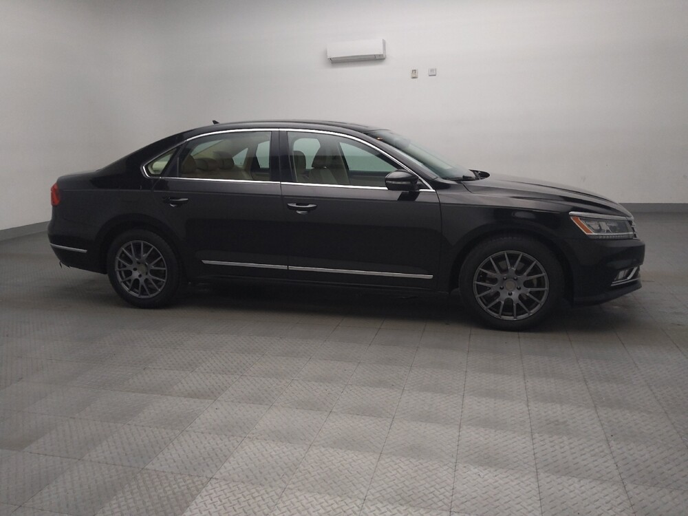 2016 Volkswagen Passat in Plano, TX 75074 - 18106700 11