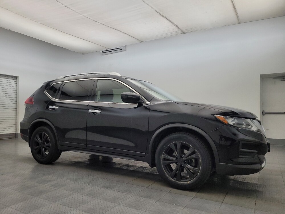 2019 Nissan Rogue in Glendale, AZ 85301 - 18106725 11