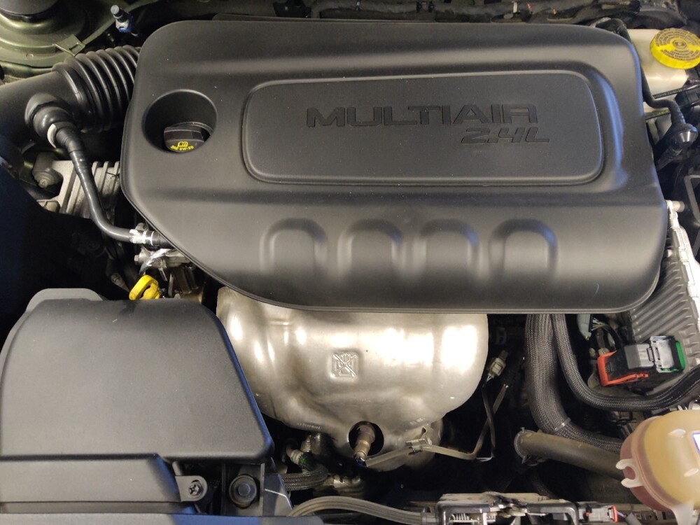 2019 Jeep Cherokee in Glendale, AZ 85301 - 18106733 30