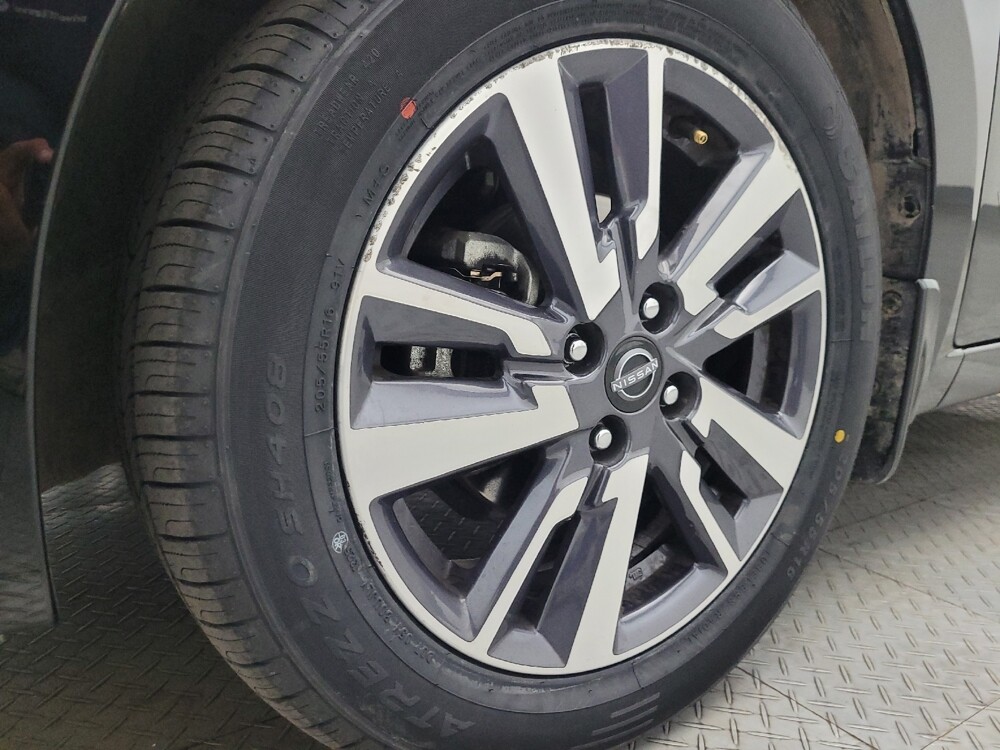 2024 Nissan Versa in Glendale, AZ 85301 - 18106742 31