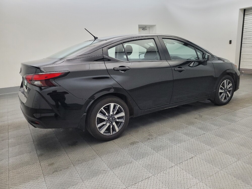 2024 Nissan Versa in Glendale, AZ 85301 - 18106742 10