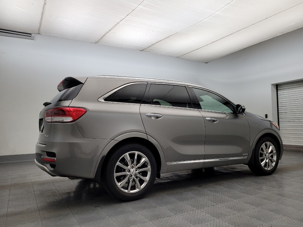 2016 Kia Sorento in Glendale, AZ 85301 - 18106745 10