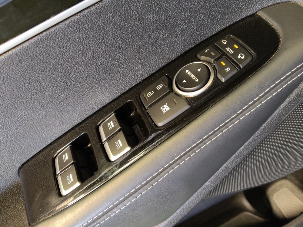 2016 Kia Sorento in Glendale, AZ 85301 - 18106745 27