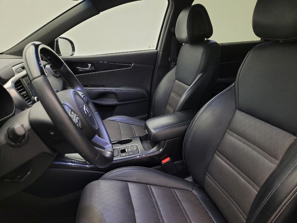 2016 Kia Sorento in Glendale, AZ 85301 - 18106745 17