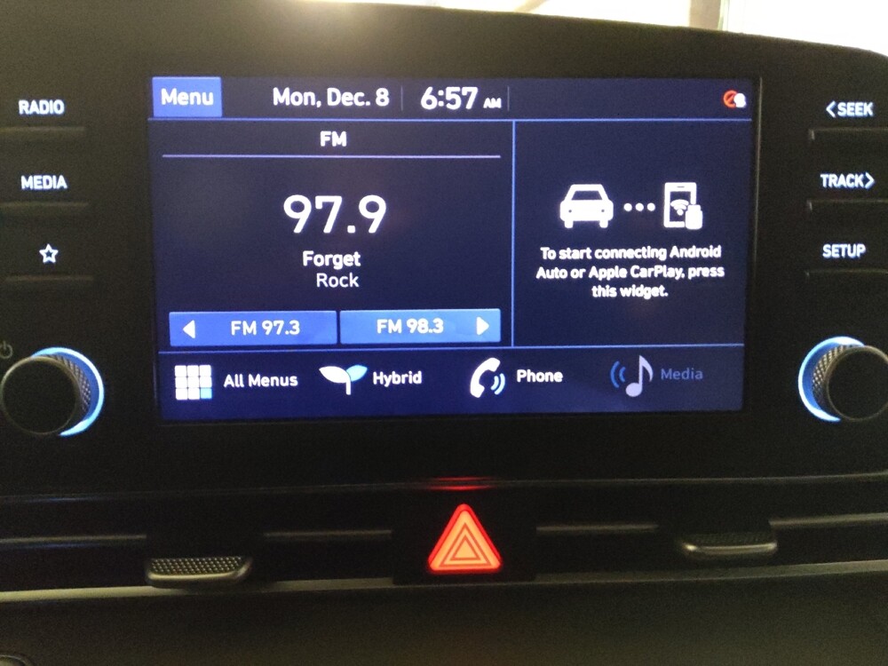 2023 Hyundai Elantra in Tampa, FL 33619 - 18106749 25