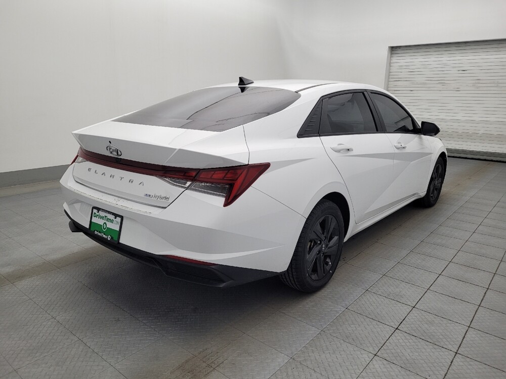 2023 Hyundai Elantra in Tampa, FL 33619 - 18106749 9